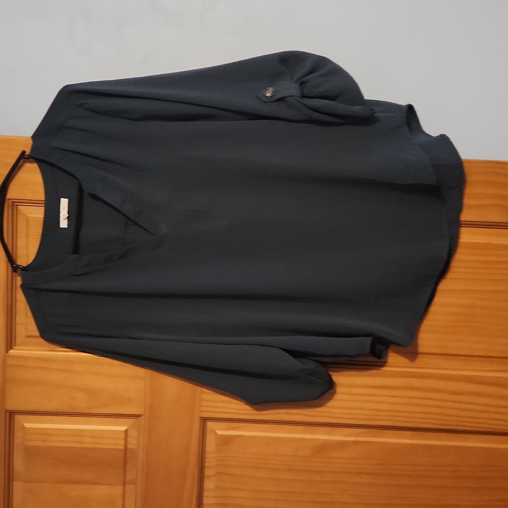 Maurices Atwood 3/4 sleeve blouse